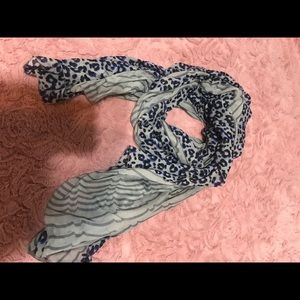 Cheetah scarf / hijab